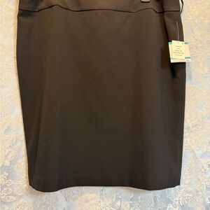 Kasper Elegant Black Pencil Skirt